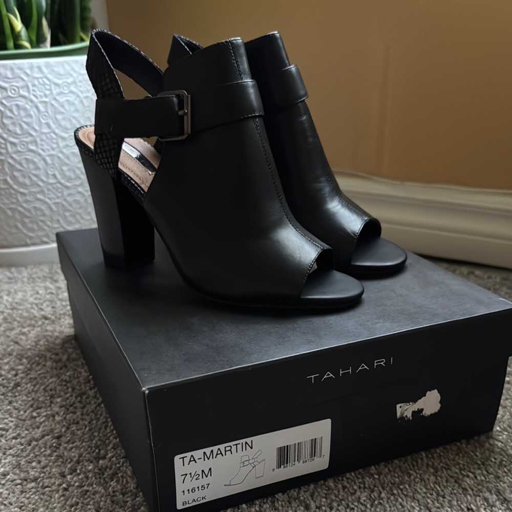Tahari Black Heels with Modern Block Heel Design